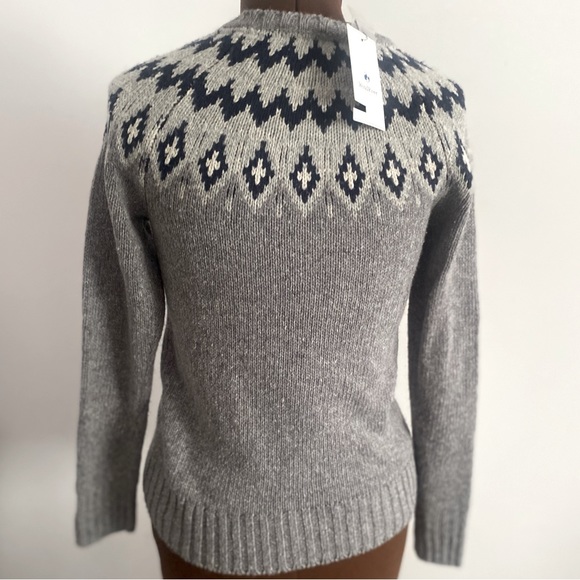 🩶🖤WINDRIVER🖤🩶Sweater in grey. New with tags. Size small. - Picture 4 of 12